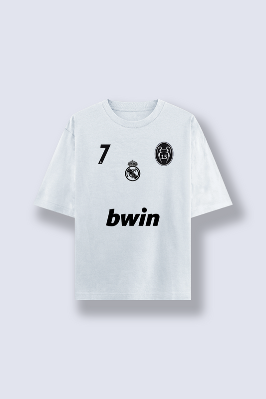 Real Madrid fan T-shirt – White Reign design – Clutch Line football merch